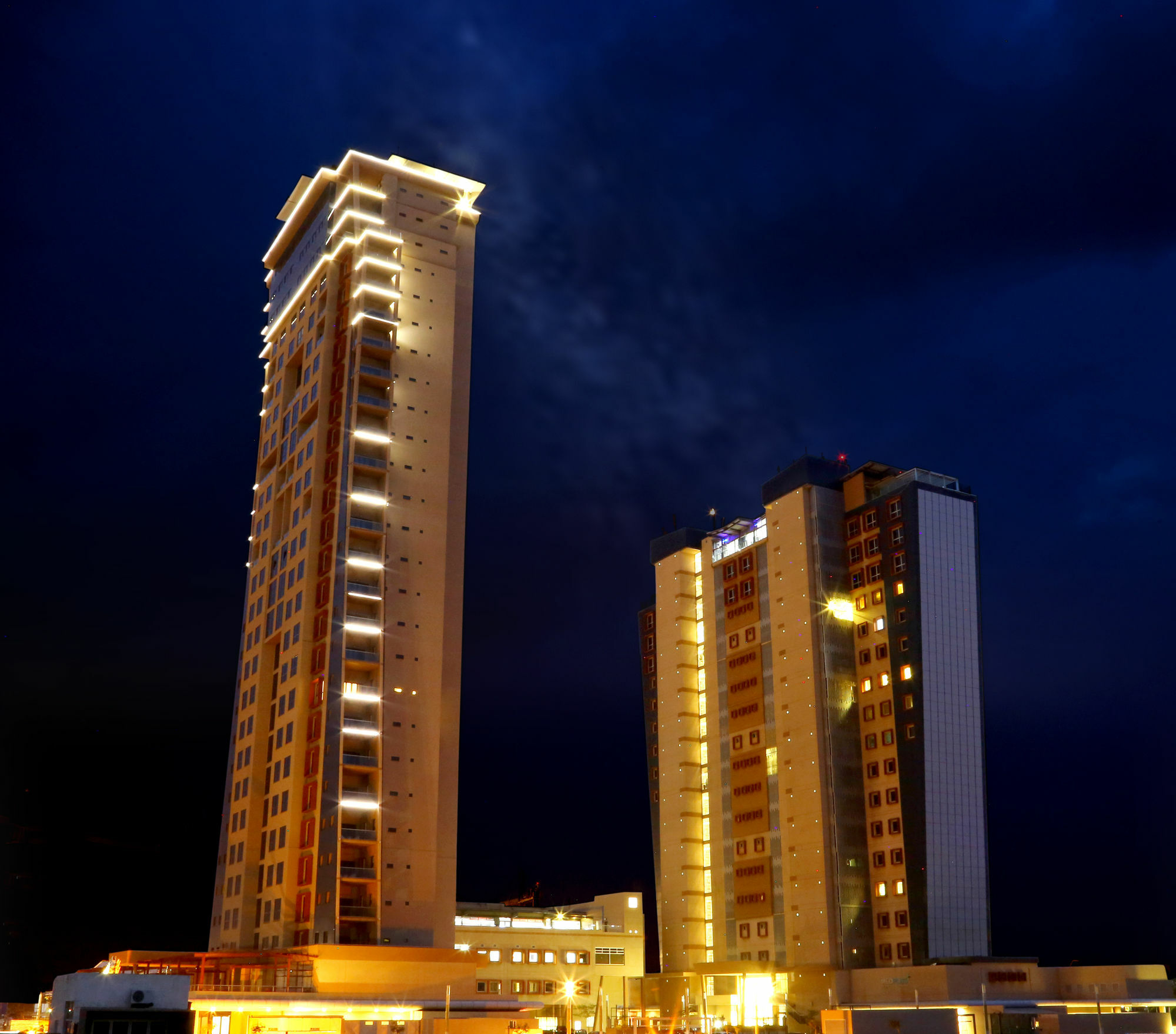 รูม50ทู Hotel กาโบโรเน ภายนอก รูปภาพ