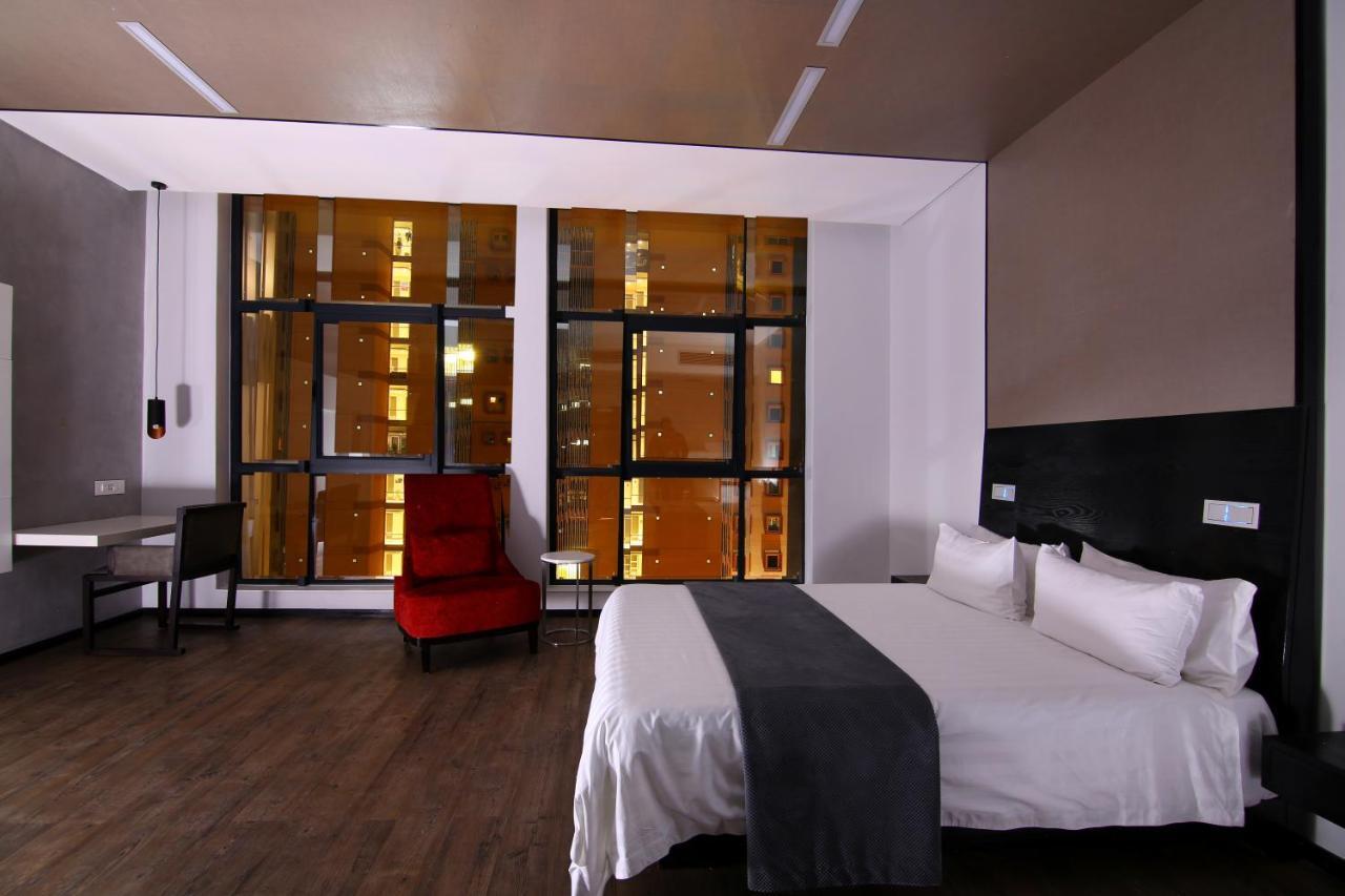 รูม50ทู Hotel กาโบโรเน ภายนอก รูปภาพ